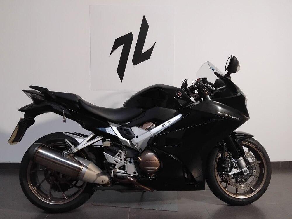 Honda VFR 800 F (2014 - 16) (7)