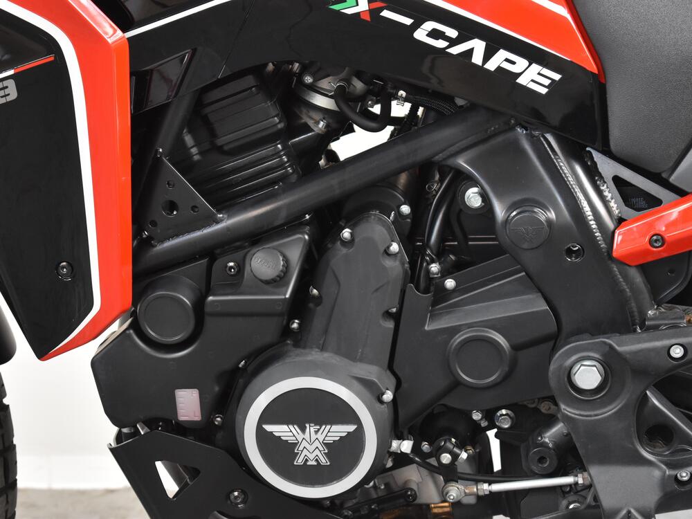 Moto Morini X-Cape 650 (2021 - 26) (15)
