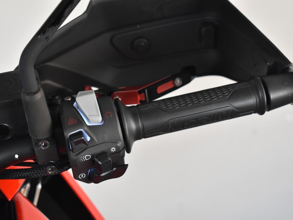 Moto Morini X-Cape 650 (2021 - 26) (17)