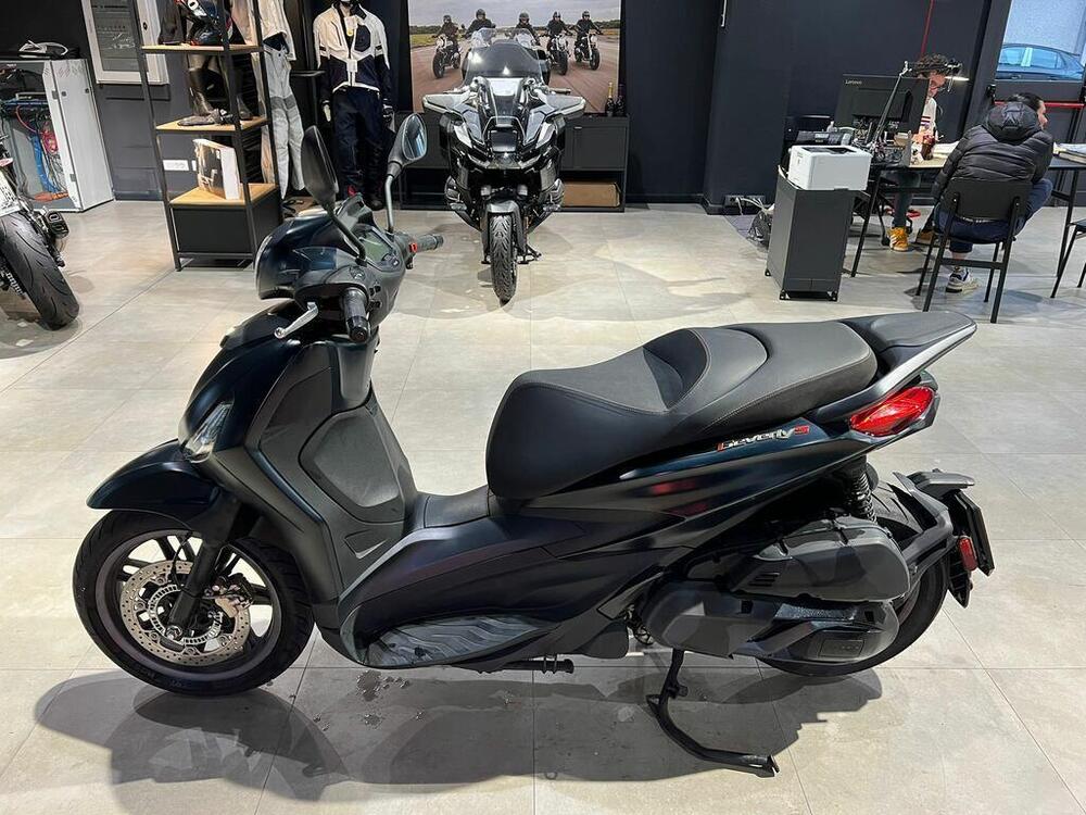 Piaggio Beverly 400 S ABS-ASR (2021 - 24) (5)