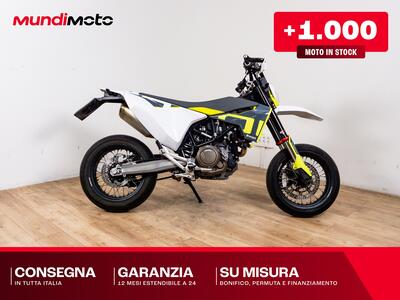 Husqvarna 701 Supermoto (2022) usata