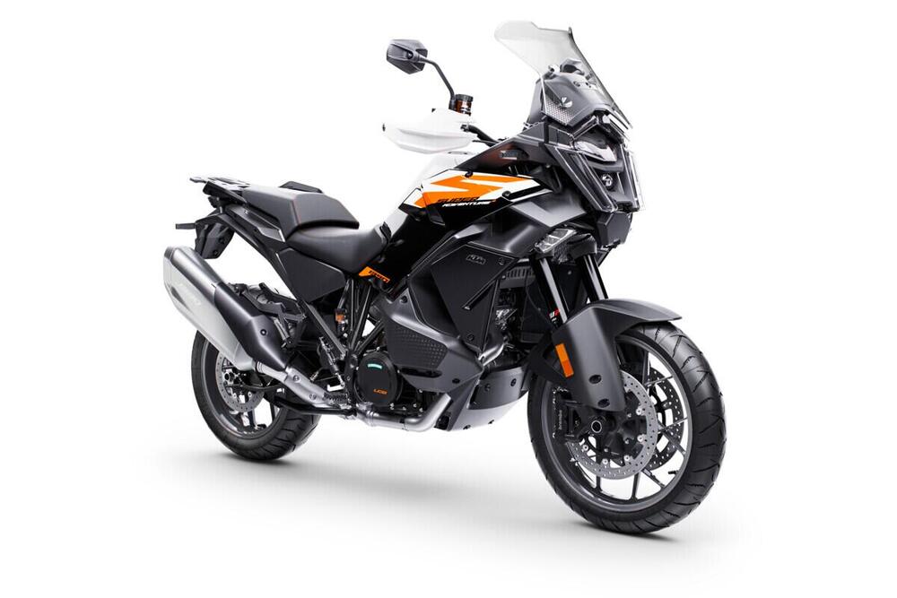 KTM 1390 Super Adventure S EVO (2026) (2)