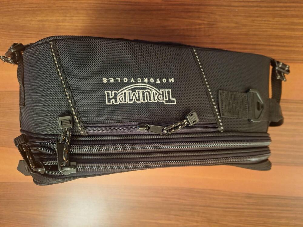 borsa serbatoio per triumph bonneville black del 2
