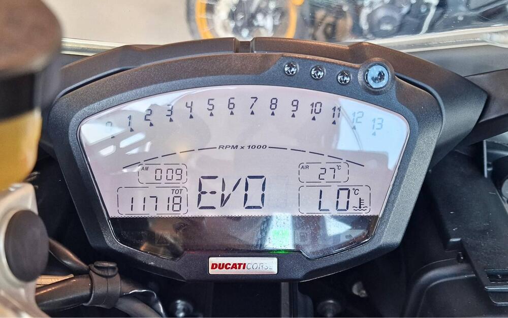 Ducati 848 EVO (2010 - 12) (7)