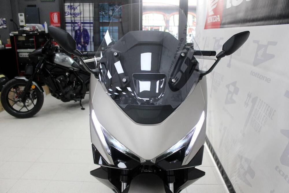 Honda Forza 750 (2025 - 26) (4)