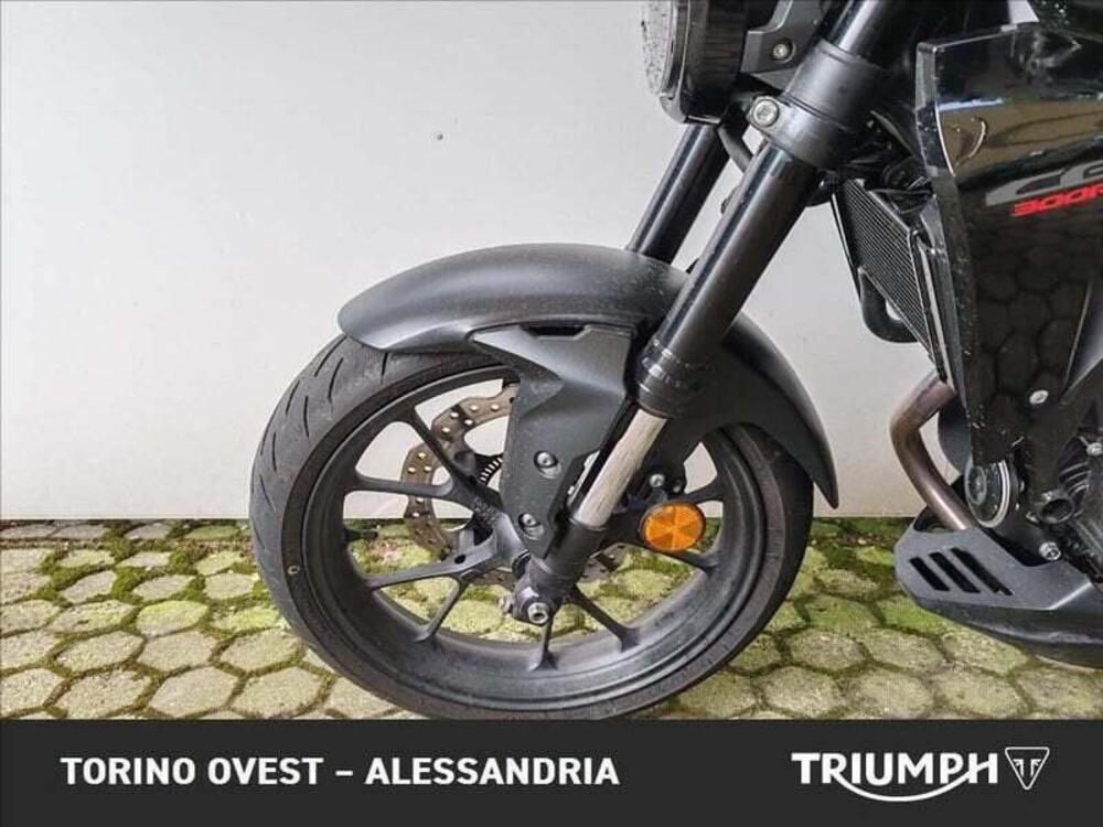 Honda CB 300 R (2022 - 26) (10)