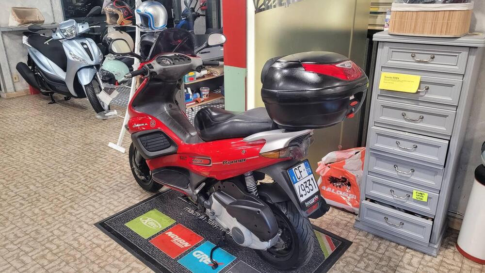 Gilera Runner 200 VXR (2002 - 05) (4)