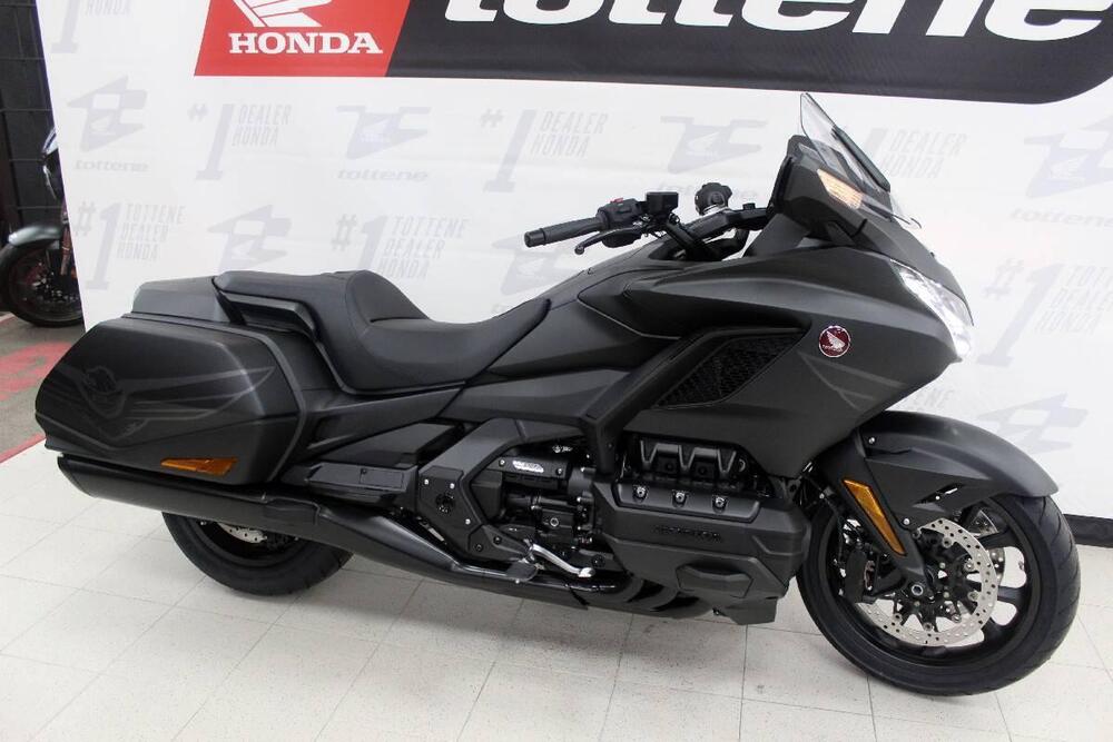 Honda GL 1800 Gold Wing 50° Anniversario (2025 - 26) (3)