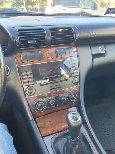 Mercedes-Benz Classe C 220 CDI cat Elegance del 2006 usata a Siena