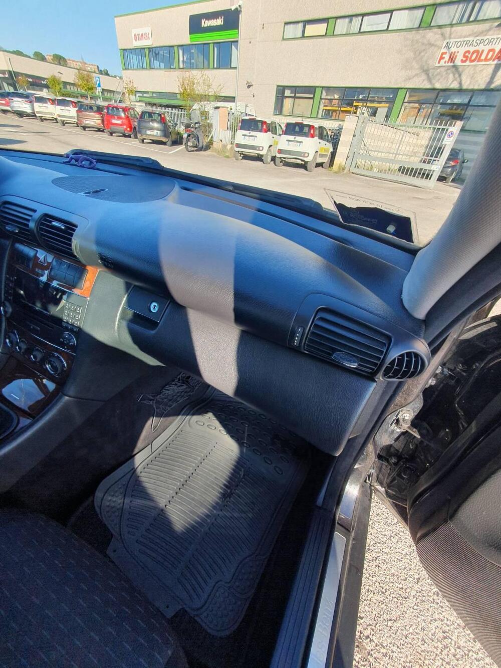 Mercedes-Benz Classe C usata a Siena (7)