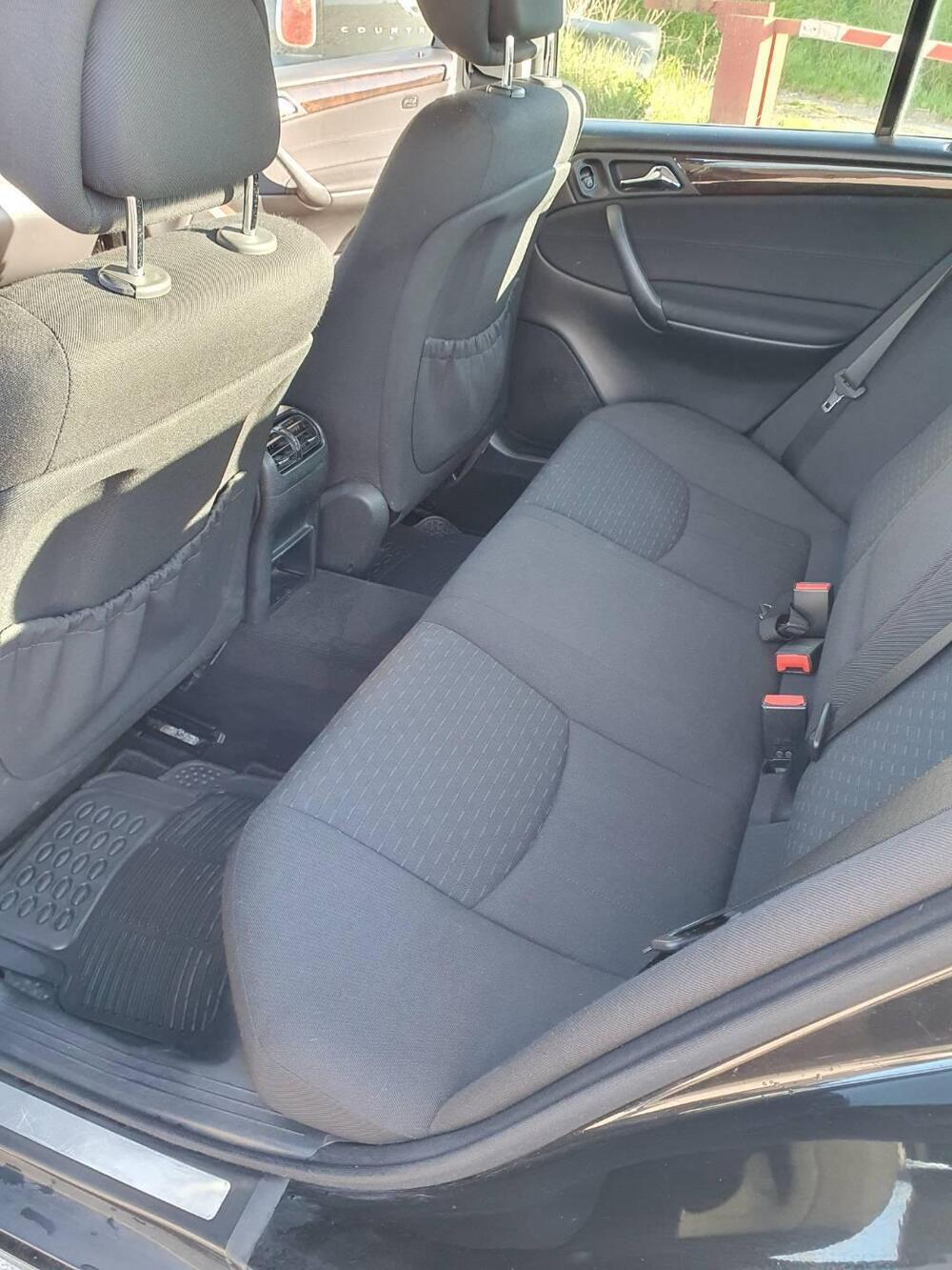 Mercedes-Benz Classe C usata a Siena (12)