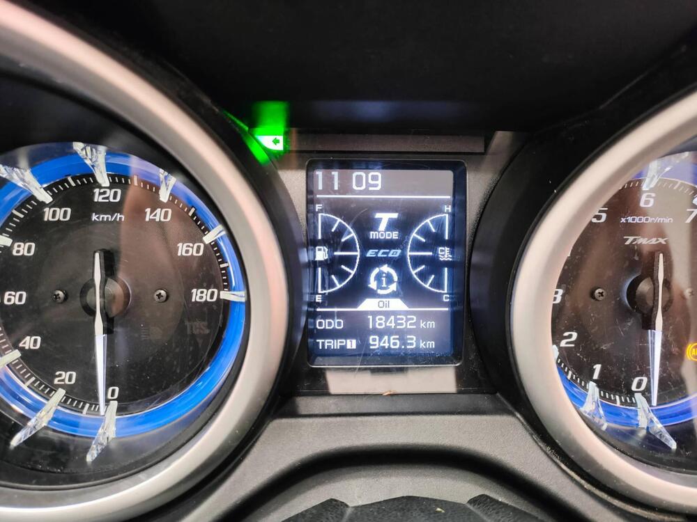 Yamaha T-Max 530 SX (2017 - 19) (10)