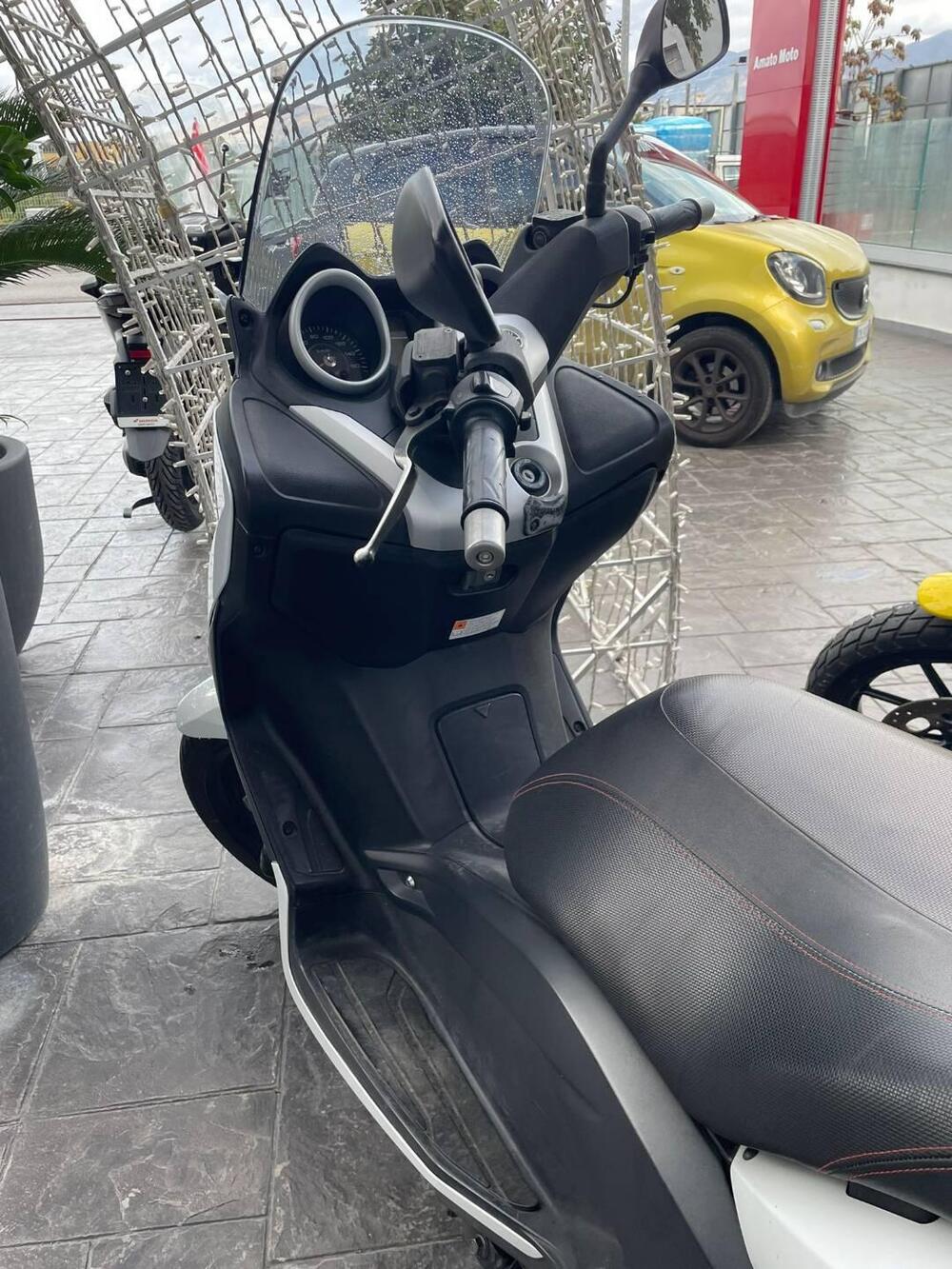 Yamaha X-Max 250 (2010 - 13) (5)