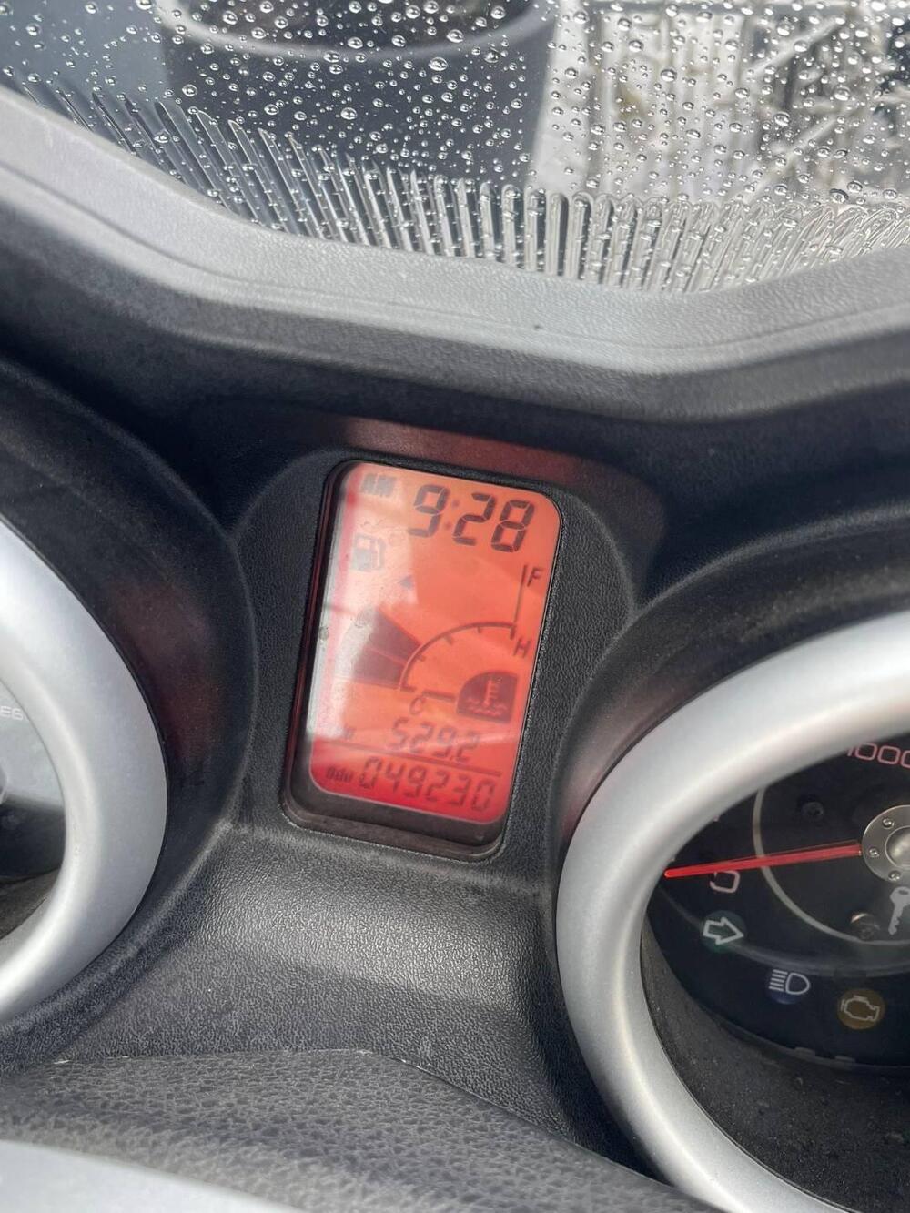 Yamaha X-Max 250 (2010 - 13) (7)