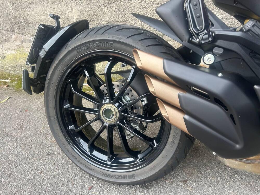 MV Agusta Turismo Veloce 800 R (2023 - 26) (2)