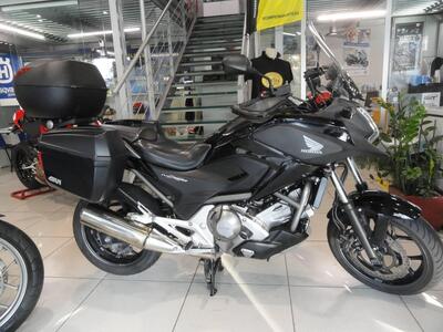Honda NC700S DCT ABS (2011 - 14) usata