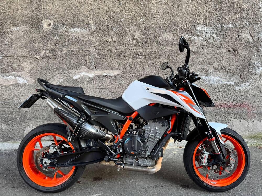 KTM 890 Duke R (2020)