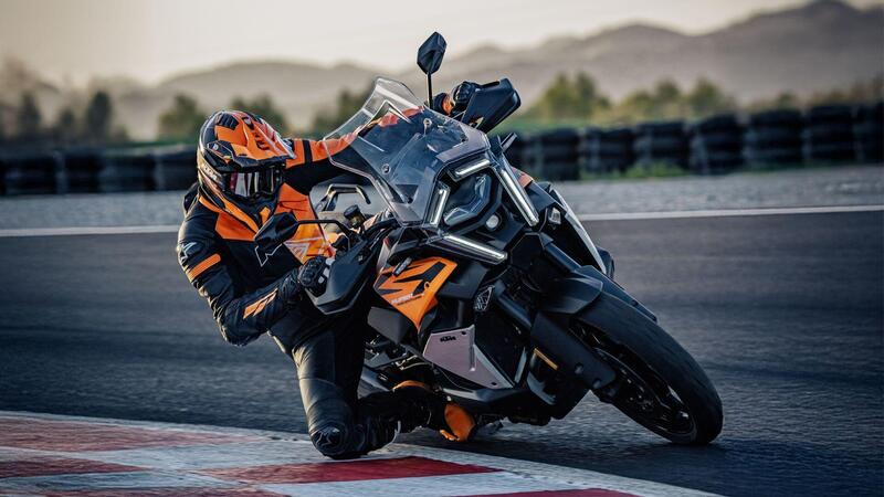 Bajaj acquisisce il controllo totale di KTM