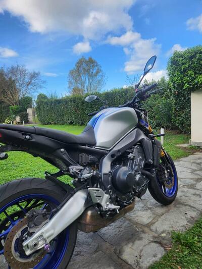 Yamaha MT-09 SP (2021 - 23) usata