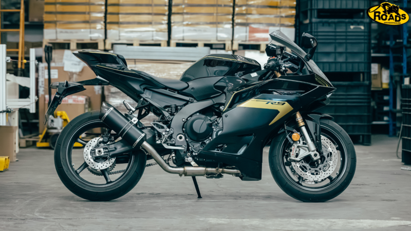 Scarichi Roadsitalia per Yamaha R9: caratteristiche e prezzo