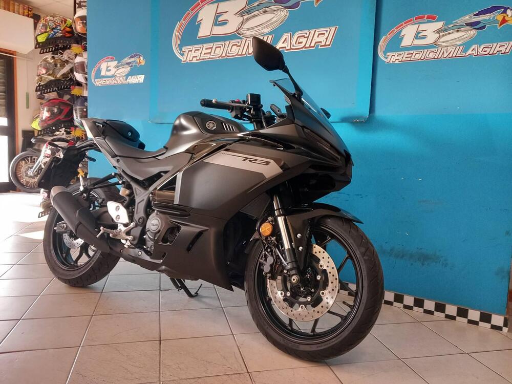 Yamaha YZF R3 (2025 - 26) (2)