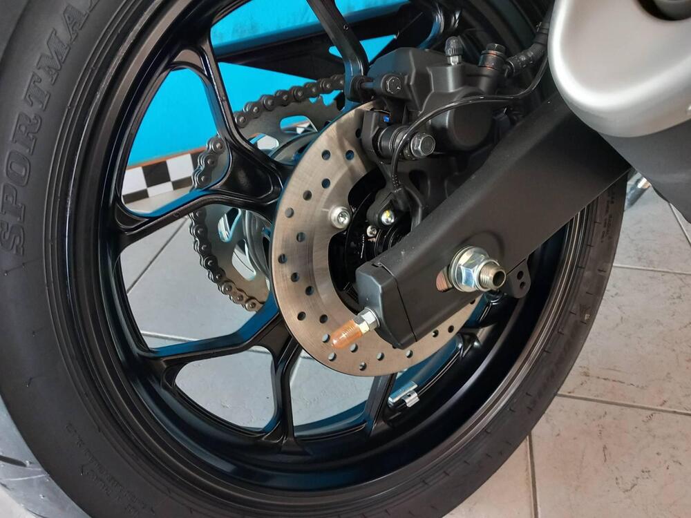 Yamaha YZF R3 (2025 - 26) (14)