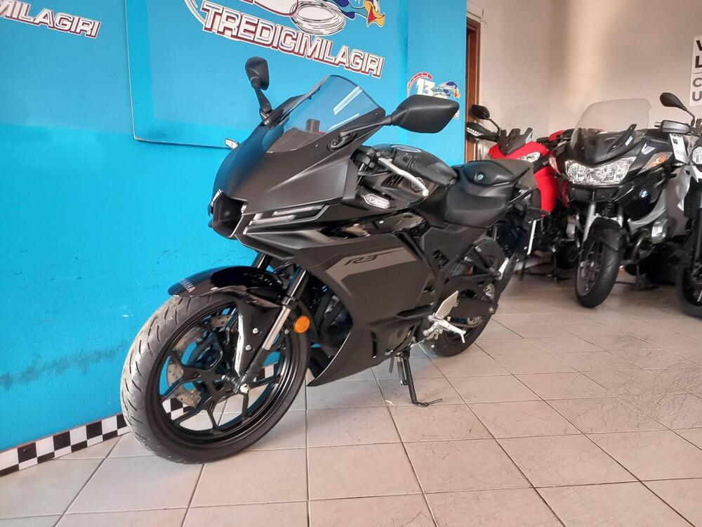 Yamaha YZF R3 (2025 - 26) (5)
