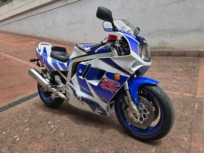 Suzuki GSX R 1100 (1991 - 92) usata