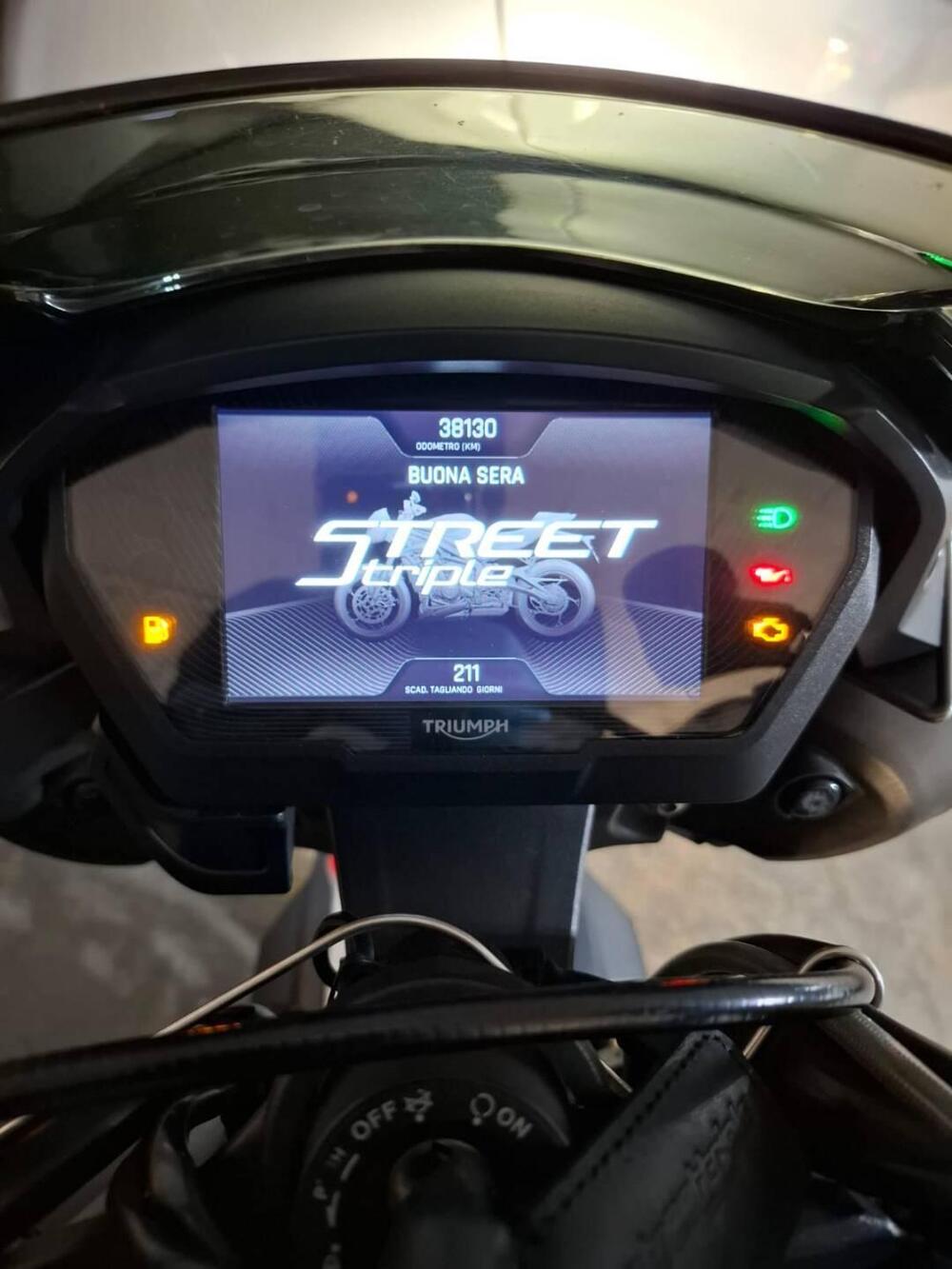 Triumph Street Triple RS (2020 - 22) (3)