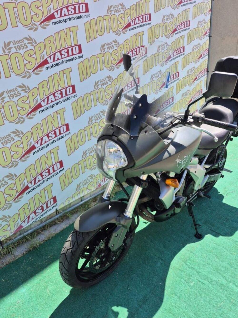 Kawasaki Versys 650 (2006 - 09) (2)