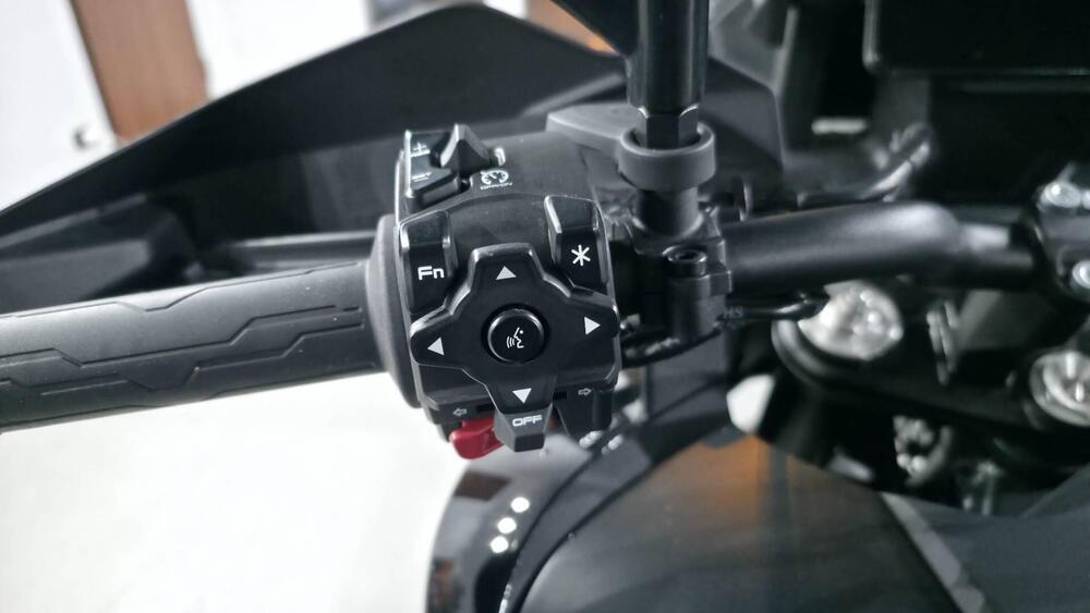 CFMOTO 800MT Explore (2023 - 26) (12)