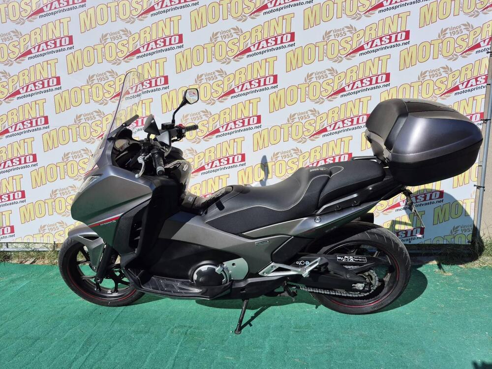 Honda Integra 750 DCT Sport (2017) (2)