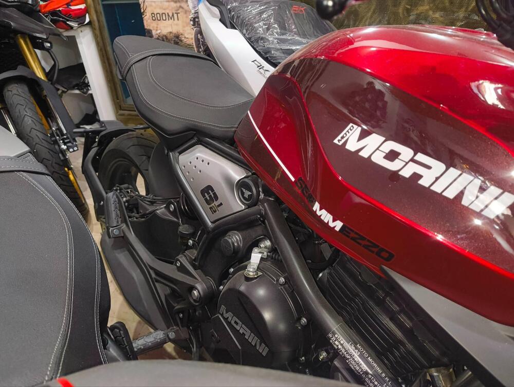 Moto Morini SEIEMMEZZO STR (2022 - 26) (3)