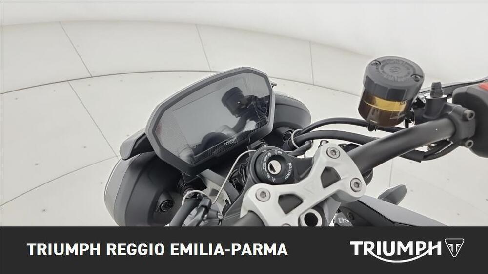 Triumph Street Triple 765 RS (2023 - 26) (9)