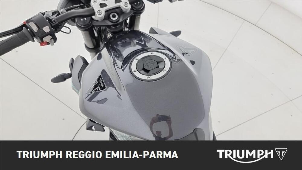 Triumph Street Triple 765 RS (2023 - 26) (12)