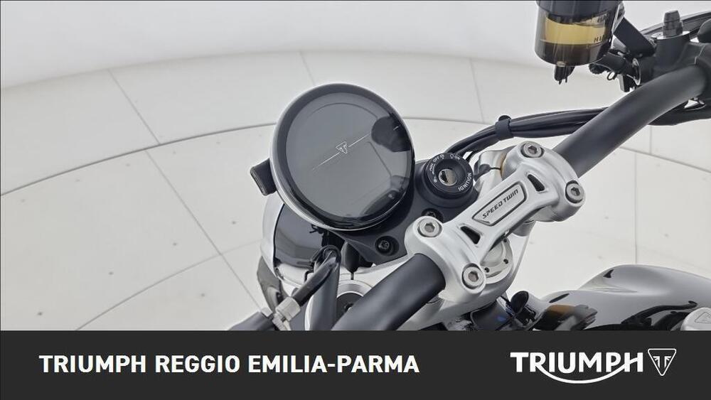 Triumph Speed Twin 1200 RS (2025 - 26) (9)