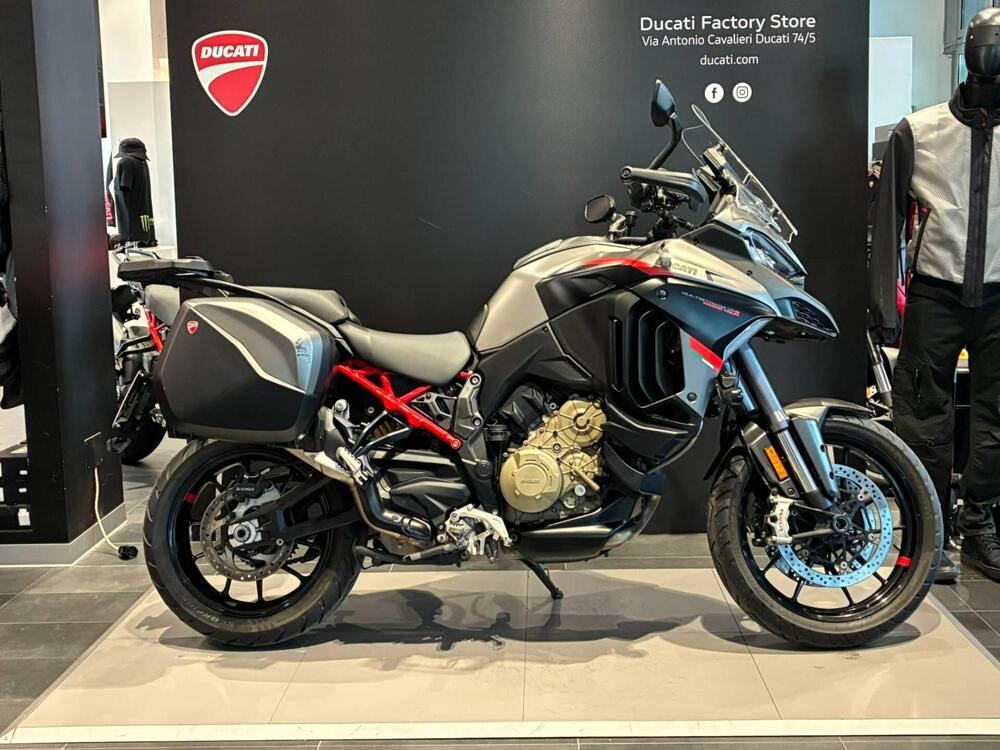 Ducati Multistrada V4 S Grand Tour (2024) (2)