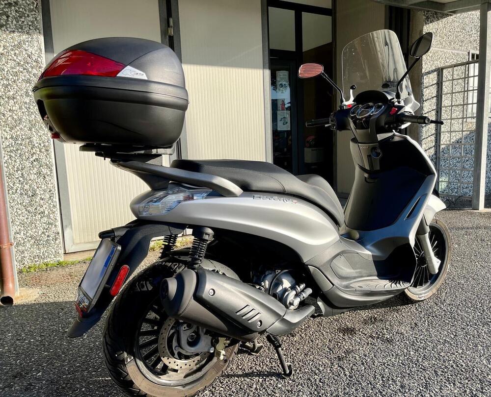 Piaggio Beverly 300 S i.e. ABS-ASR (2016 - 20) (3)