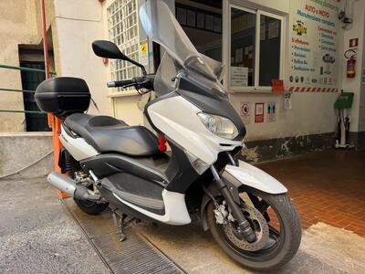 Yamaha X-Max 250 Sport (2011 - 13) usata
