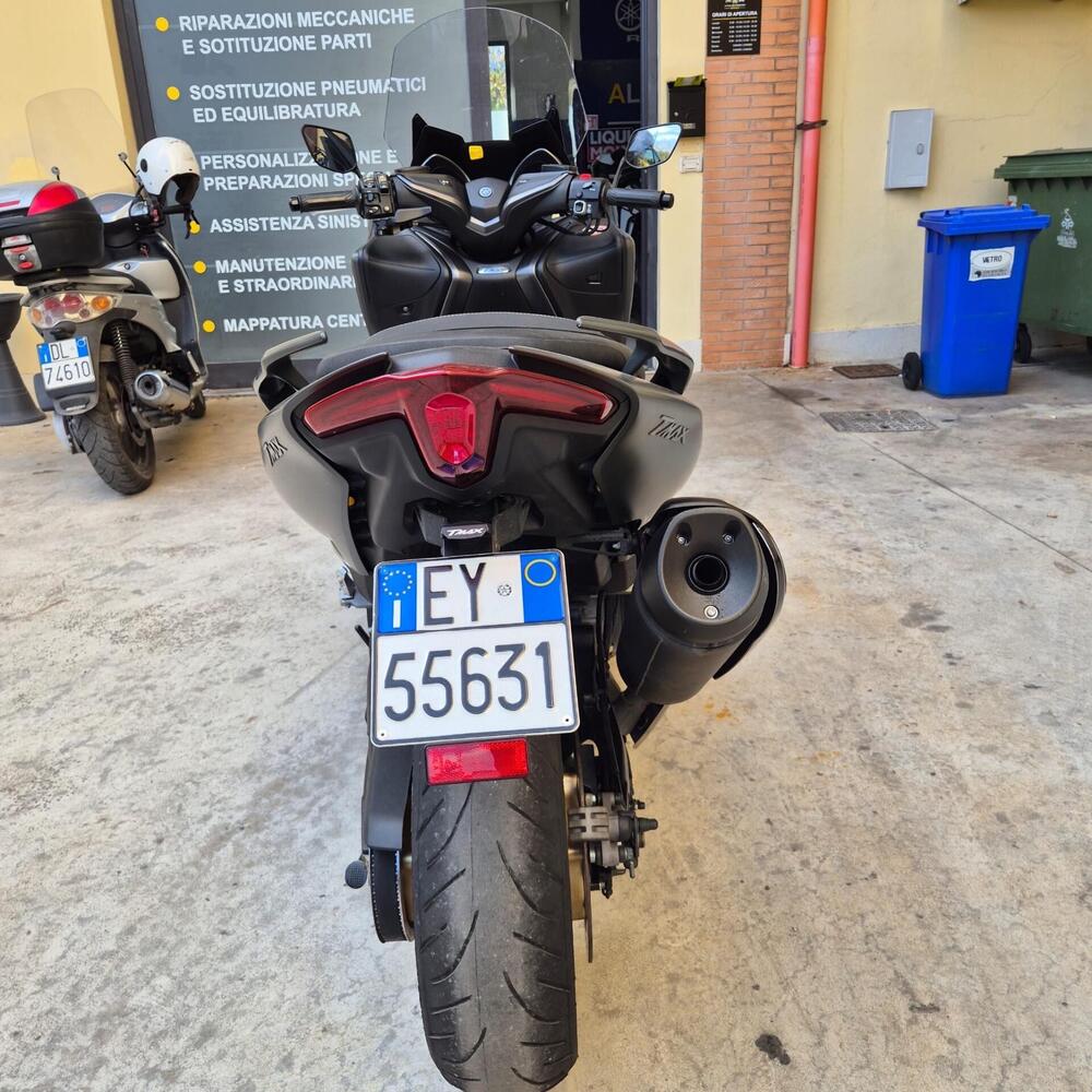 Yamaha T-Max 560 Tech Max (2021) (12)