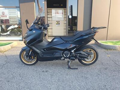 Yamaha T-Max 560 Tech Max (2022 - 24) usata