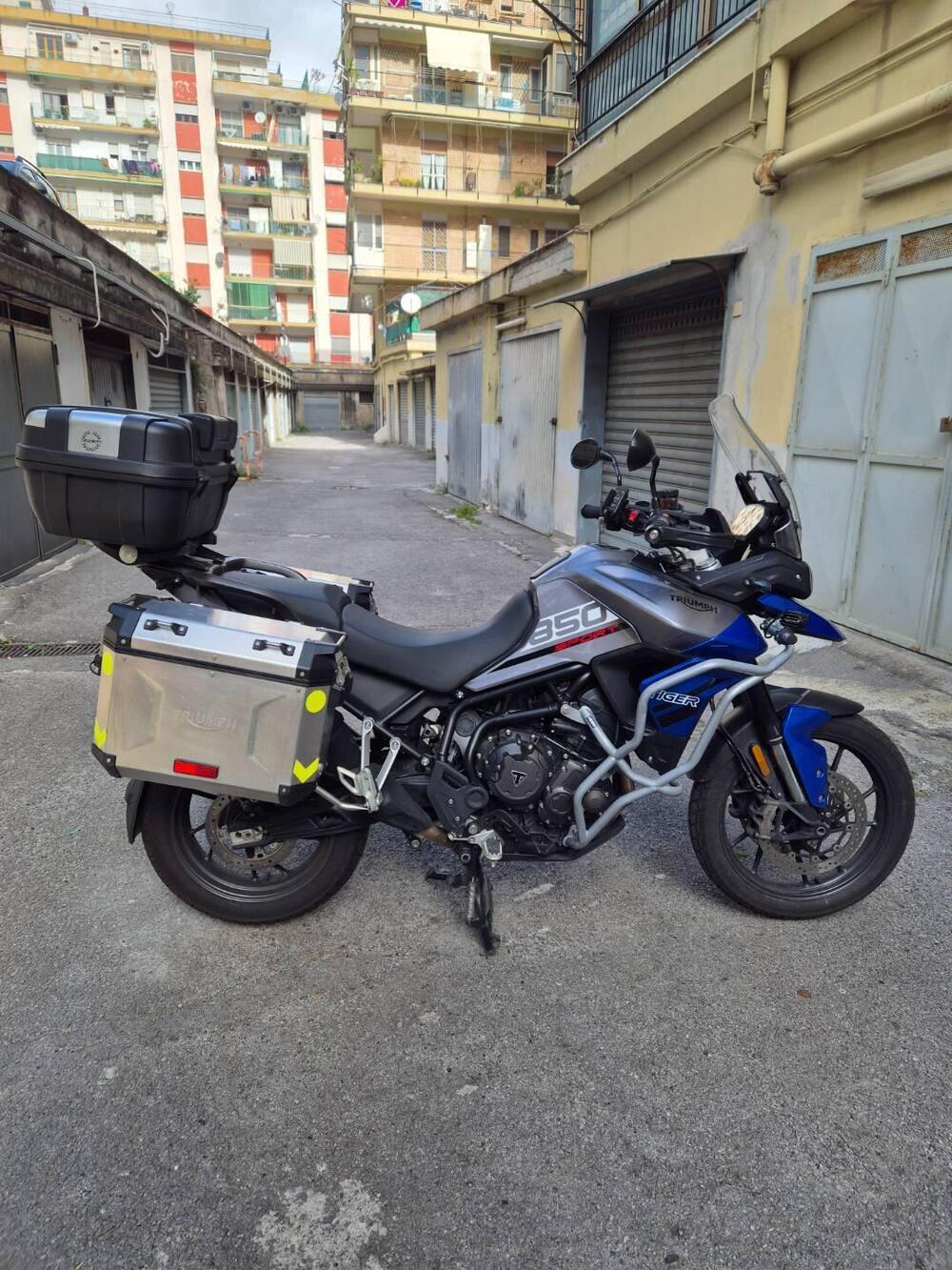 Triumph Tiger 850 Sport (2021 - 25) (2)