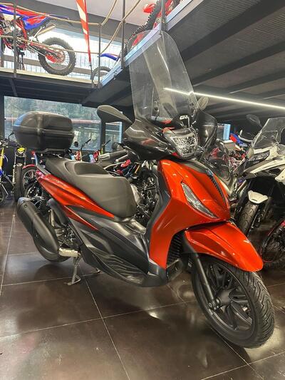 Piaggio Beverly 300 ABS-ASR (2021 - 25) usata