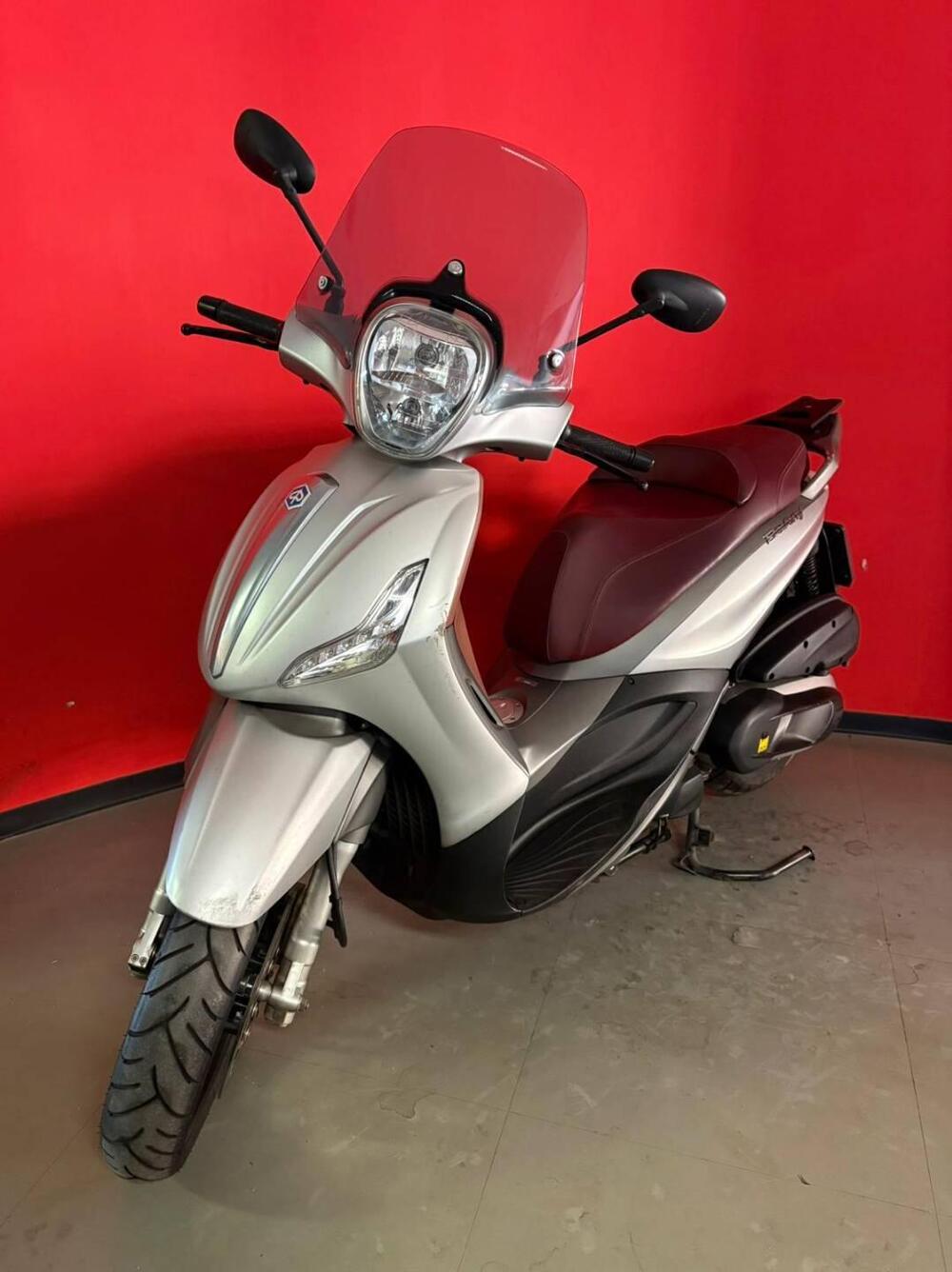 Piaggio Beverly 350 SportTouring ie (2011 - 15) (3)