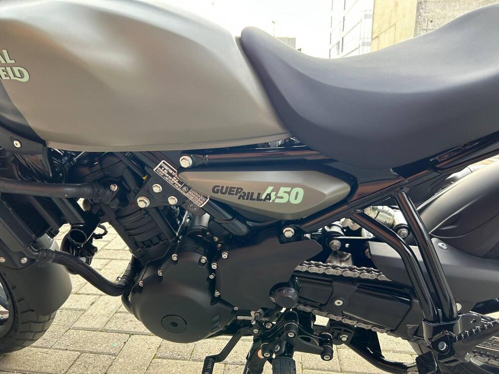 Royal Enfield Guerrilla 450 (2024 - 26) (13)