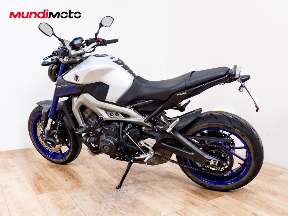 Yamaha MT-09 (2024 - 25) (7)