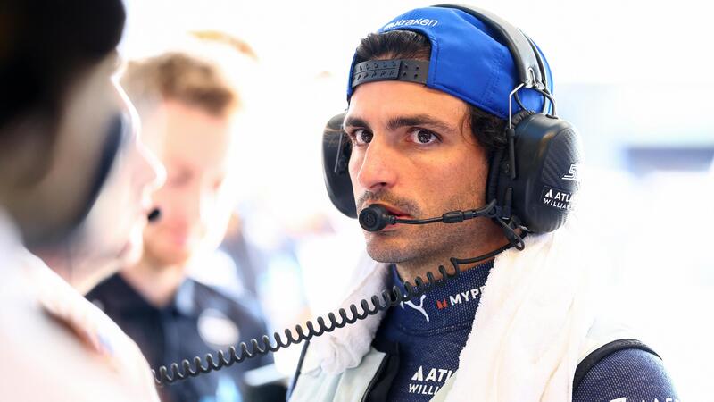 F1. &ldquo;Non sono affari miei&rdquo;: Carlos Sainz non vuole commentare le parole di Elkann su Leclerc e Hamilton