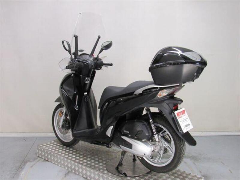 Honda SH 150i (2017 - 19) (5)