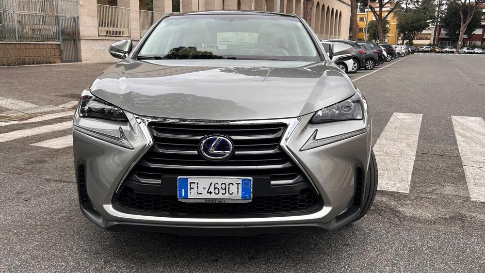 Lexus NX usata a Roma (2)