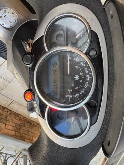 Piaggio Beverly 350 SportTouring ie ABS (2011 - 17) usata